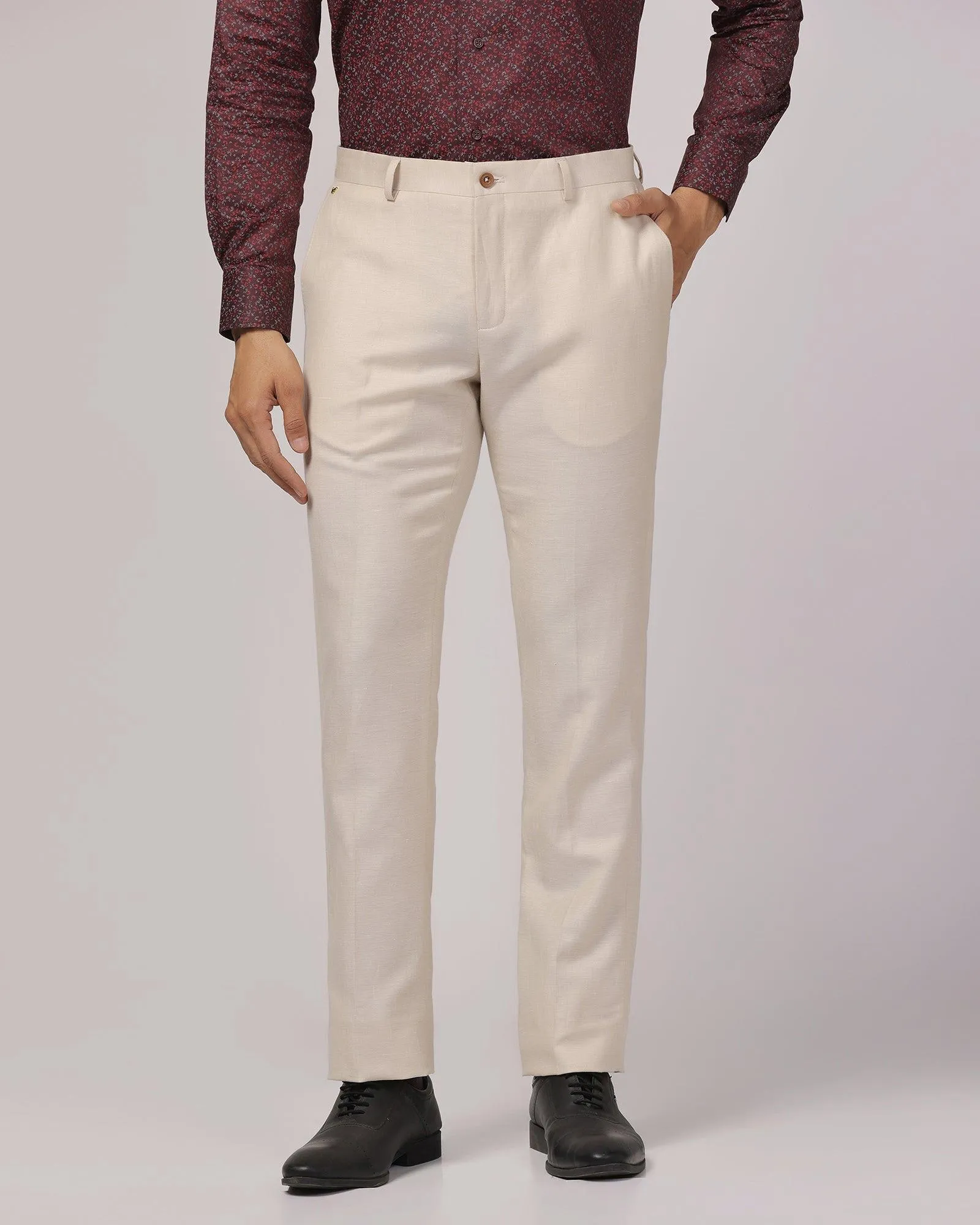 Luxe Linen Slim Comfort B-95 Formal Beige Solid Trouser - Platina