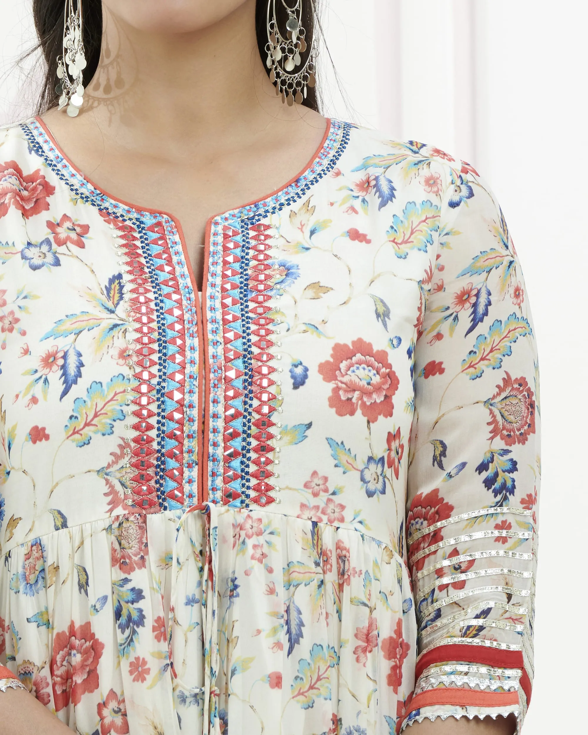 Organza Floral Printed Kurta Set With Emb At Neck