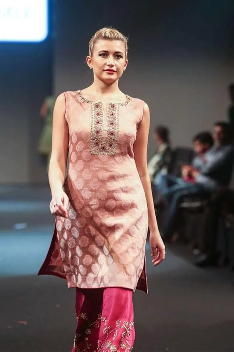 Sadia Aamir - Cherry pink - Pink - Chiffon & Silk - 2 Piece