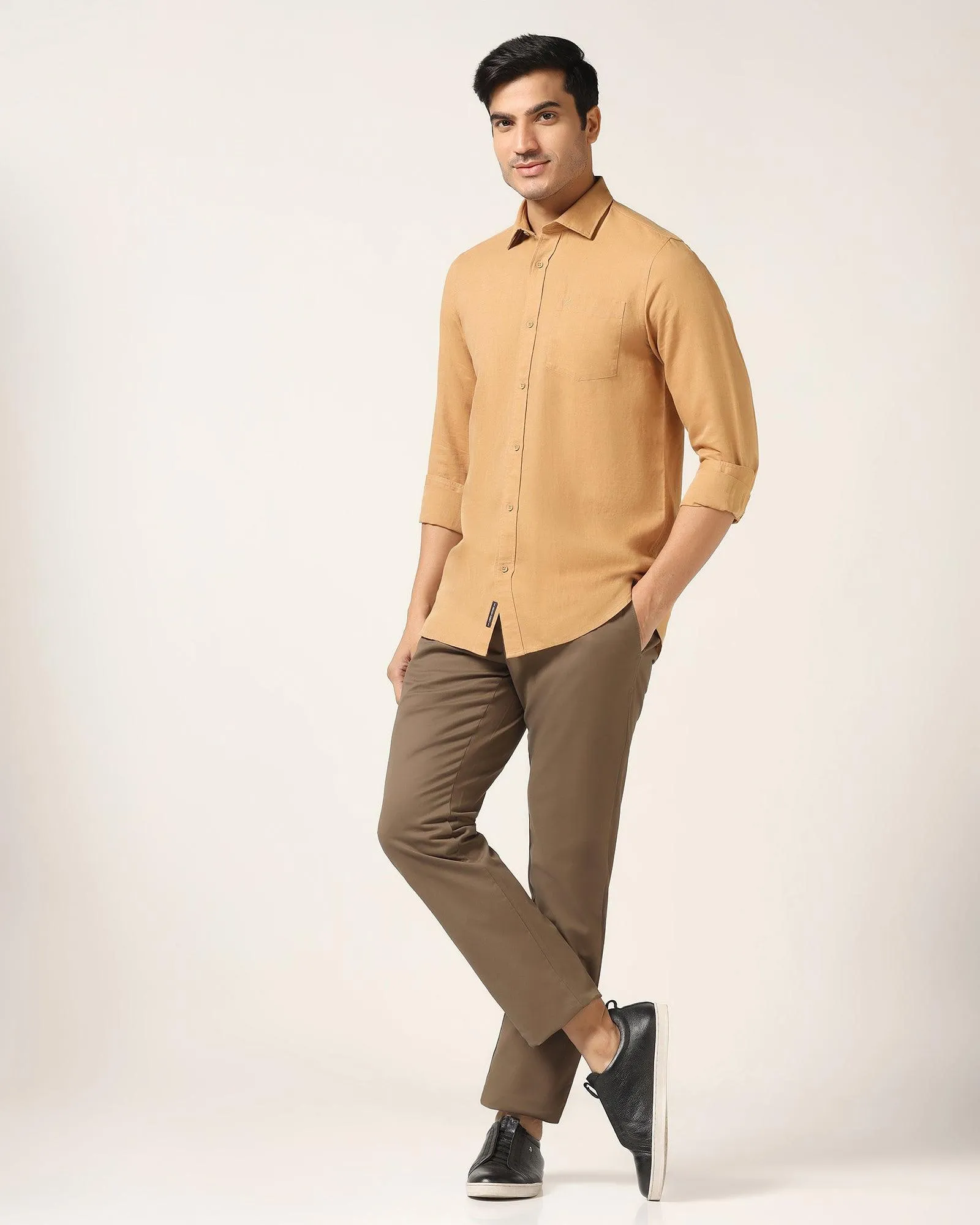 Slim Comfort B-95 Casual Brown Solid Khakis - Mario