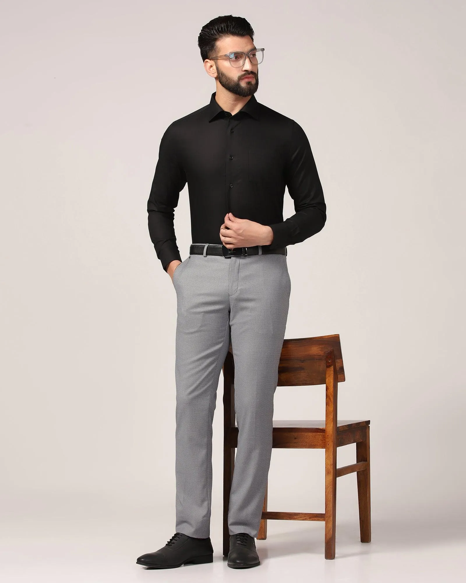 Slim Fit B-91 Formal Grey Textured Trouser - Finess