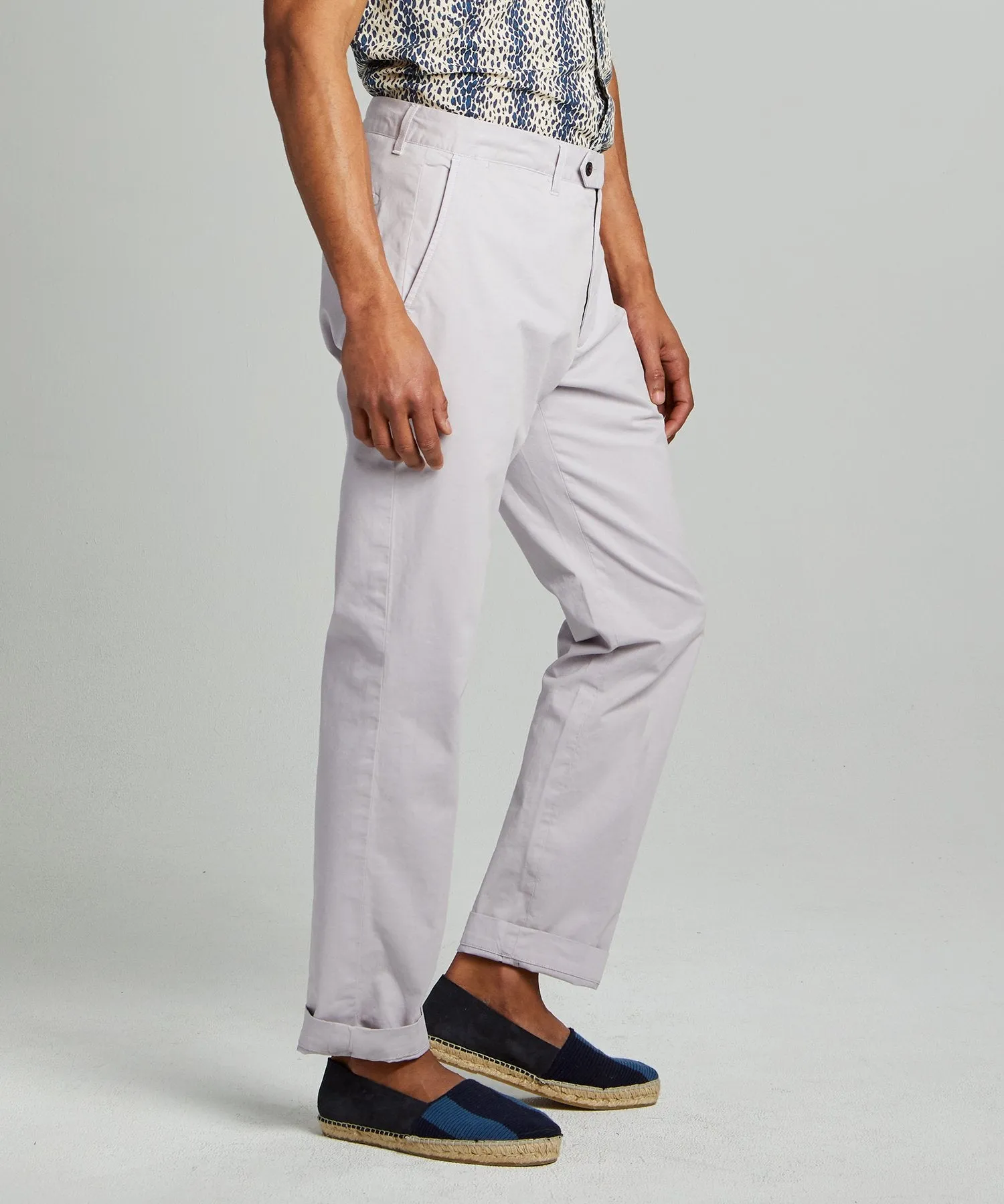 Straight Fit Tab Front Chino in Light Lilac